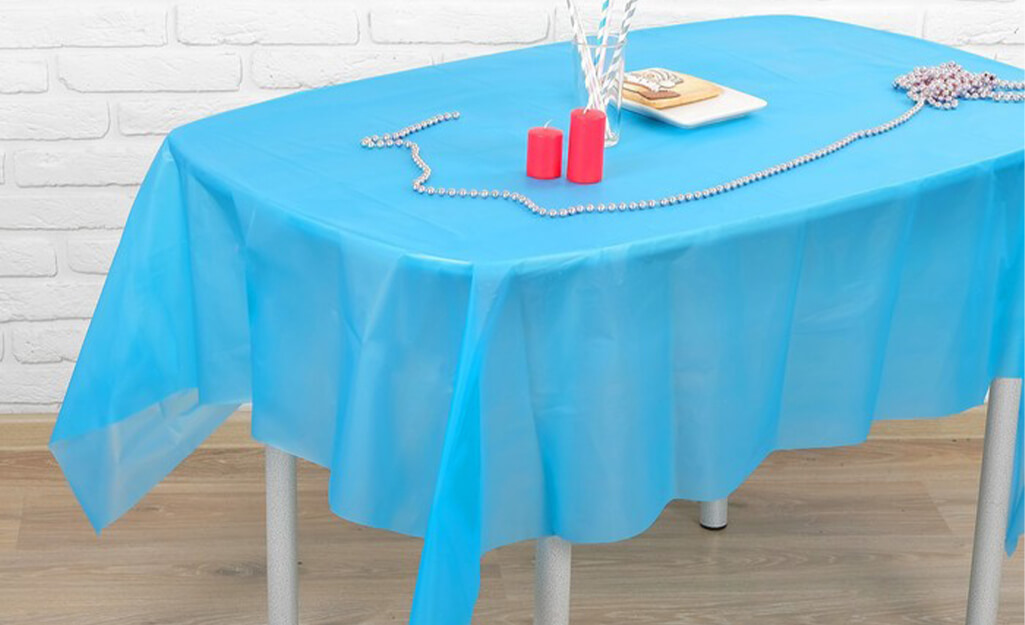 disposable party table covers India